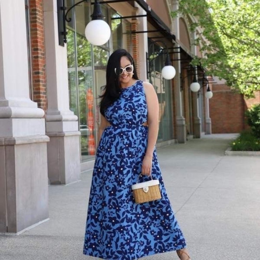 Who What Wear Women's Dress 3X Cut Out Sides Blue Floral Maxi Sleeveless New - Picture 5 of 9